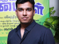 இசையமைப்பாளர் சந்தோஷ் தயாநிதி