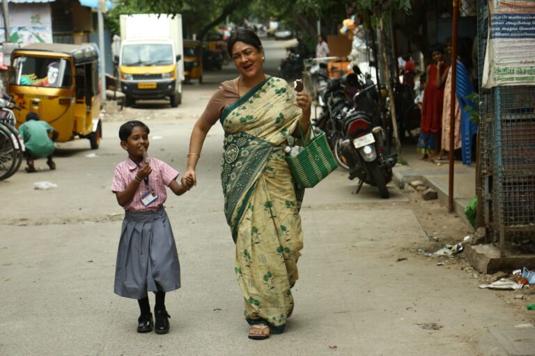 ஜெ. பேபி படம் பார்க்க வருபவர்கள் அவசியம் அம்மாக்களையும் அழைத்து வாருங்கள்