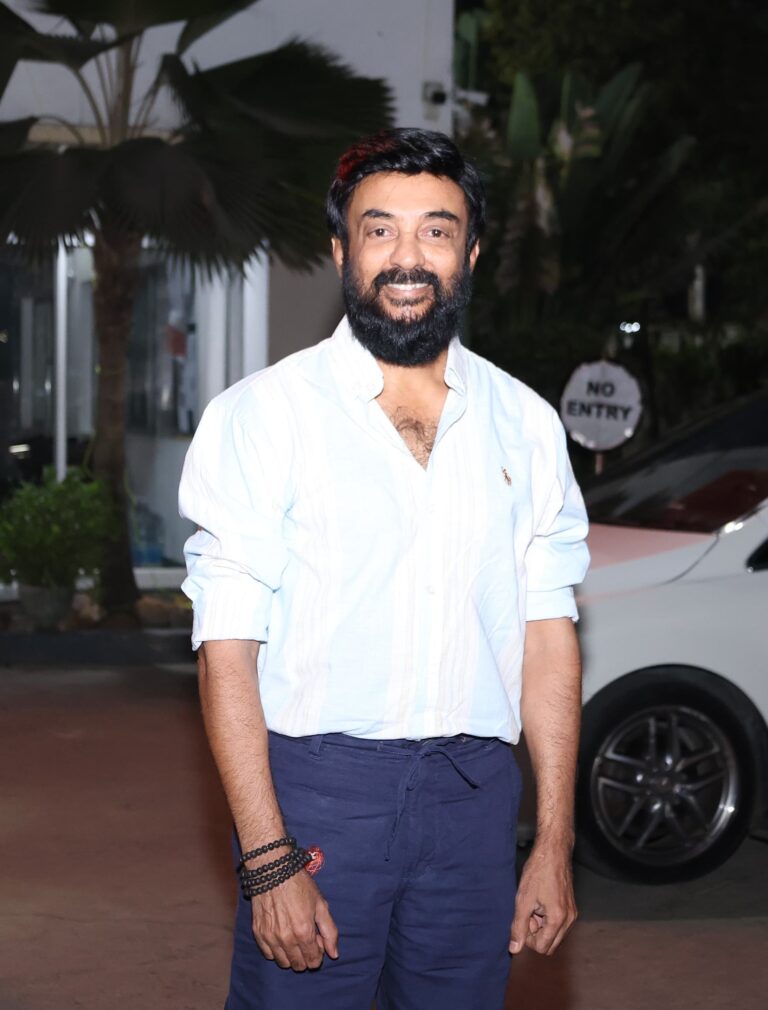 ”என்னை வைத்து இயக்கிய இயக்குநர்கள், இசையமைப்பாளர் எல்லோரும் தான் என் வெற்றிக்கு காரணம்.” – மைக் மோகன்