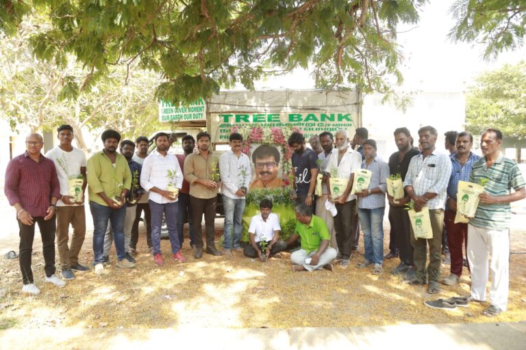 மரக்கன்று நட்டு நடிகர் விவேக்கிற்கு அஞ்சலி செலுத்திய வைபவ் & செல் முருகன்